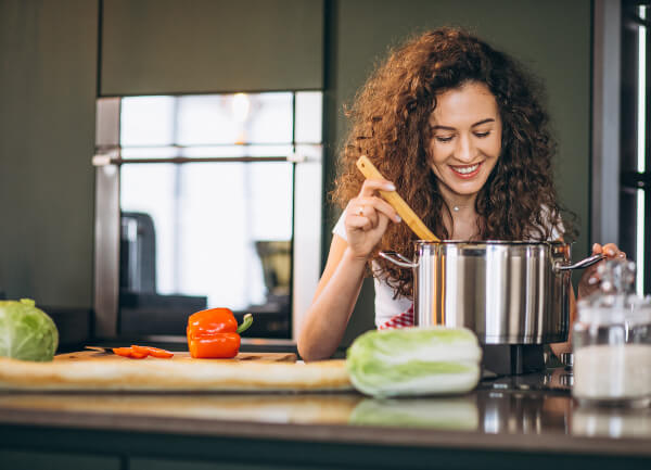 Cuisiner de la soupe aux choux pour maigrir