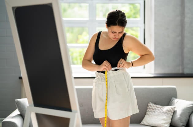 Combien de kcal par jour une femme doit elle perdre pour maigrir