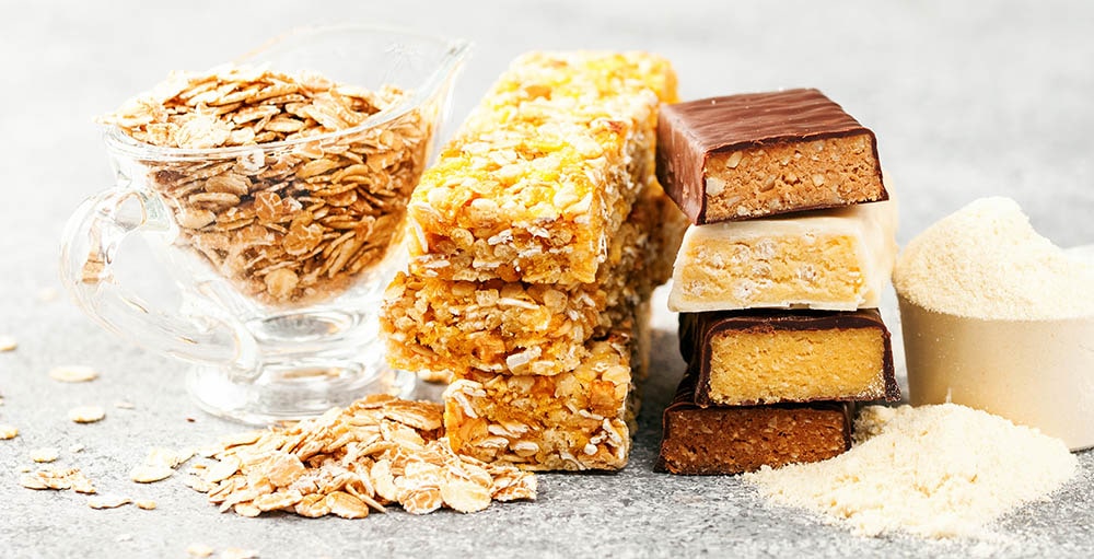 À quel moment manger une barre protéinée ? Ligne et Protéines